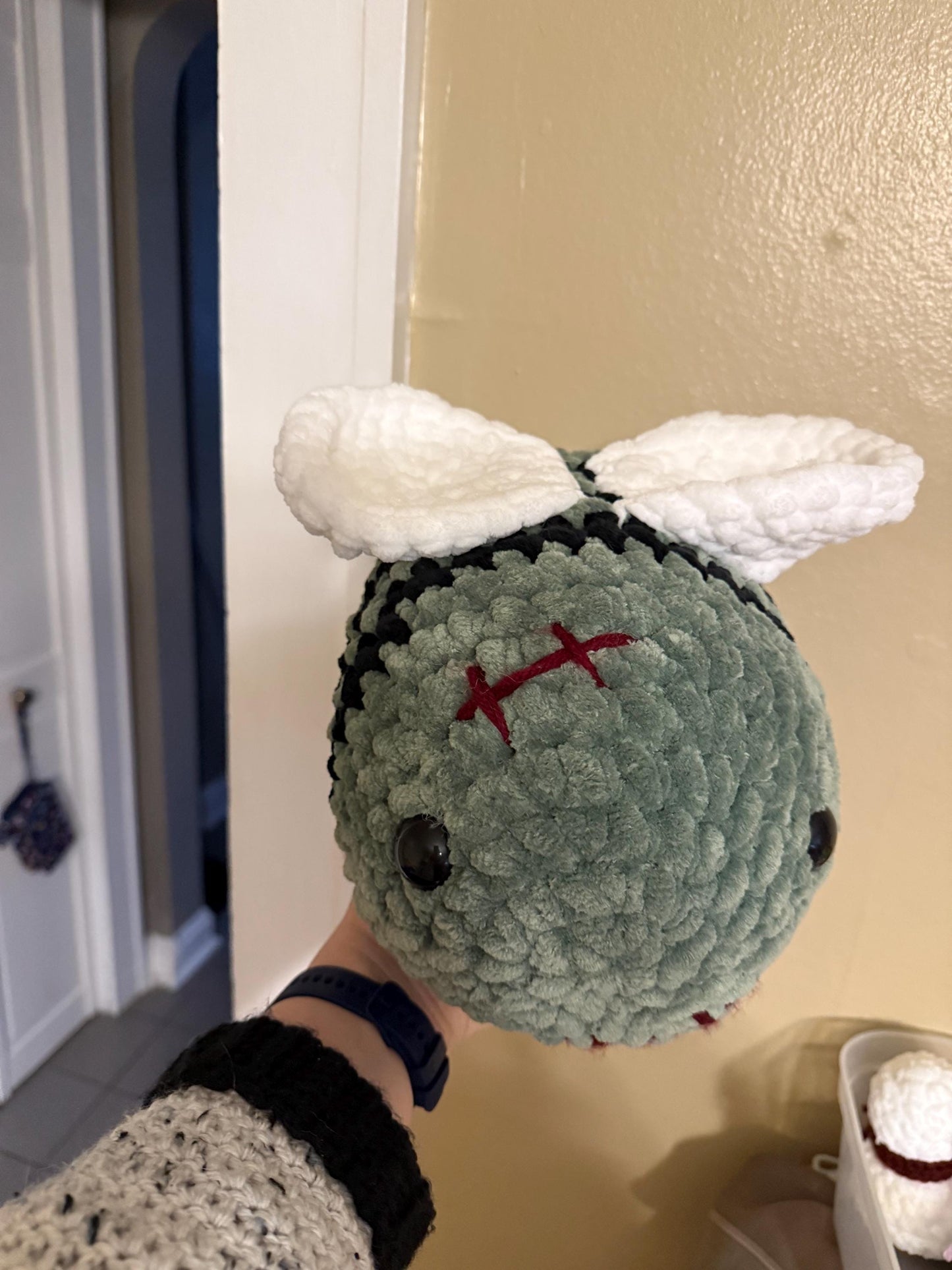 Handmade Crochet Zombie Bee Plushie: Soft Stress Relief Toy, Squishy Companion, Unique Gift